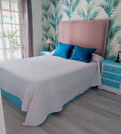 Apartamentos Ana'S Cozy Inns Torremolinos Esterno foto